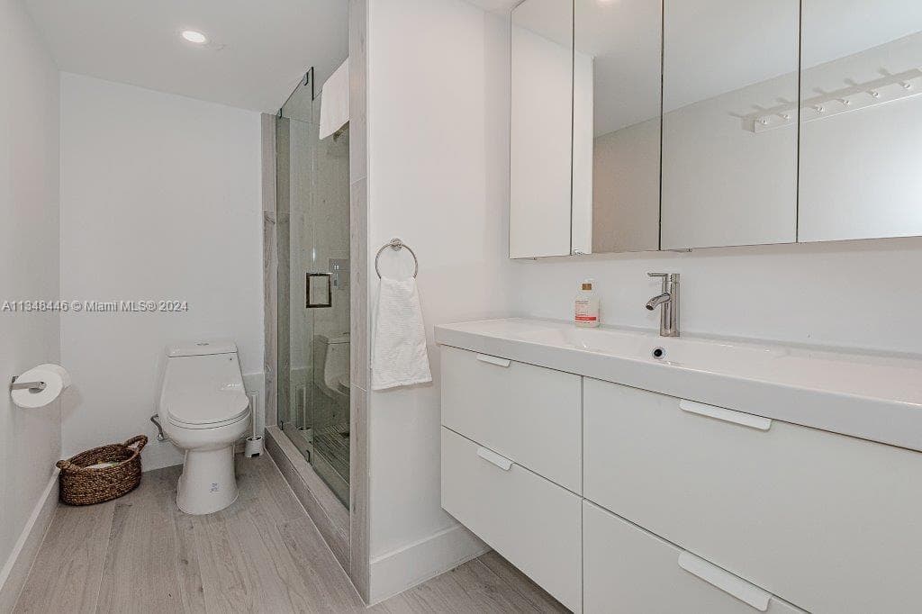 2301 Collins Ave 1115 photo 19