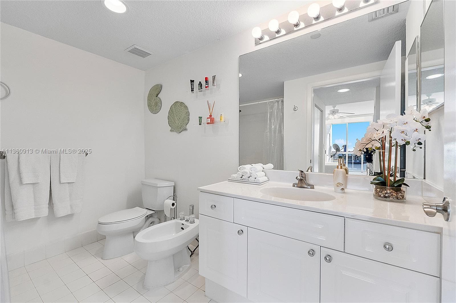17050 N Bay Rd 807 photo 17