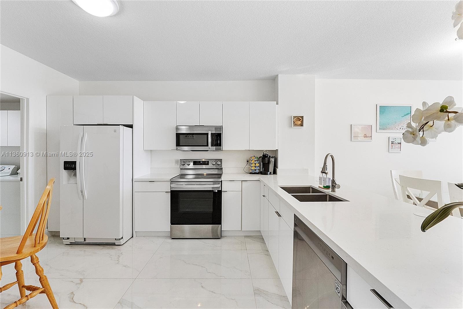 17050 N Bay Rd 807 photo 12