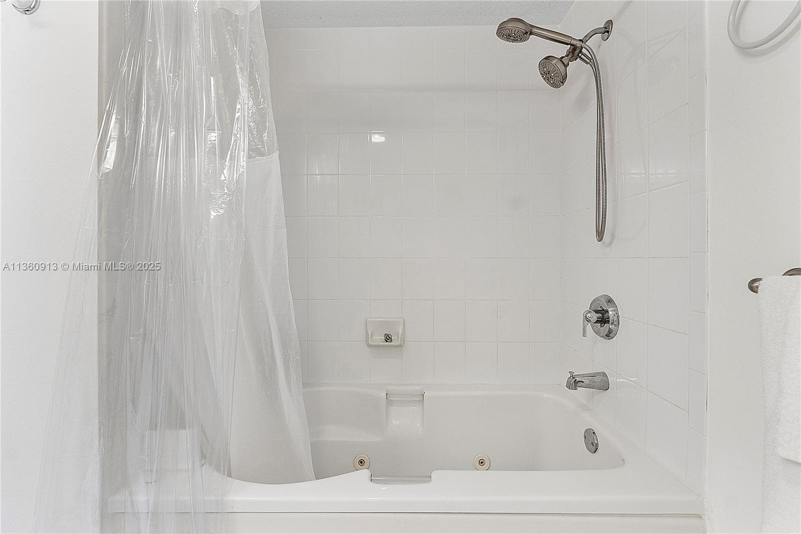 17050 N Bay Rd 807 photo 18