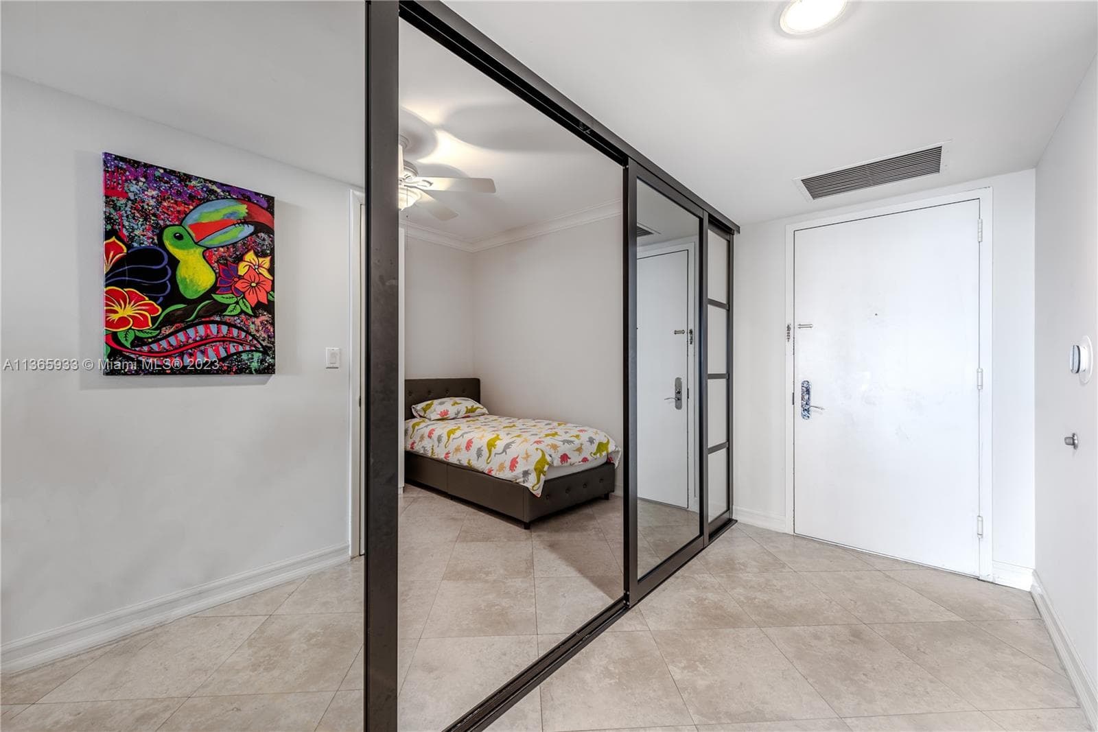 1830 Ocean Dr 3511 photo 19