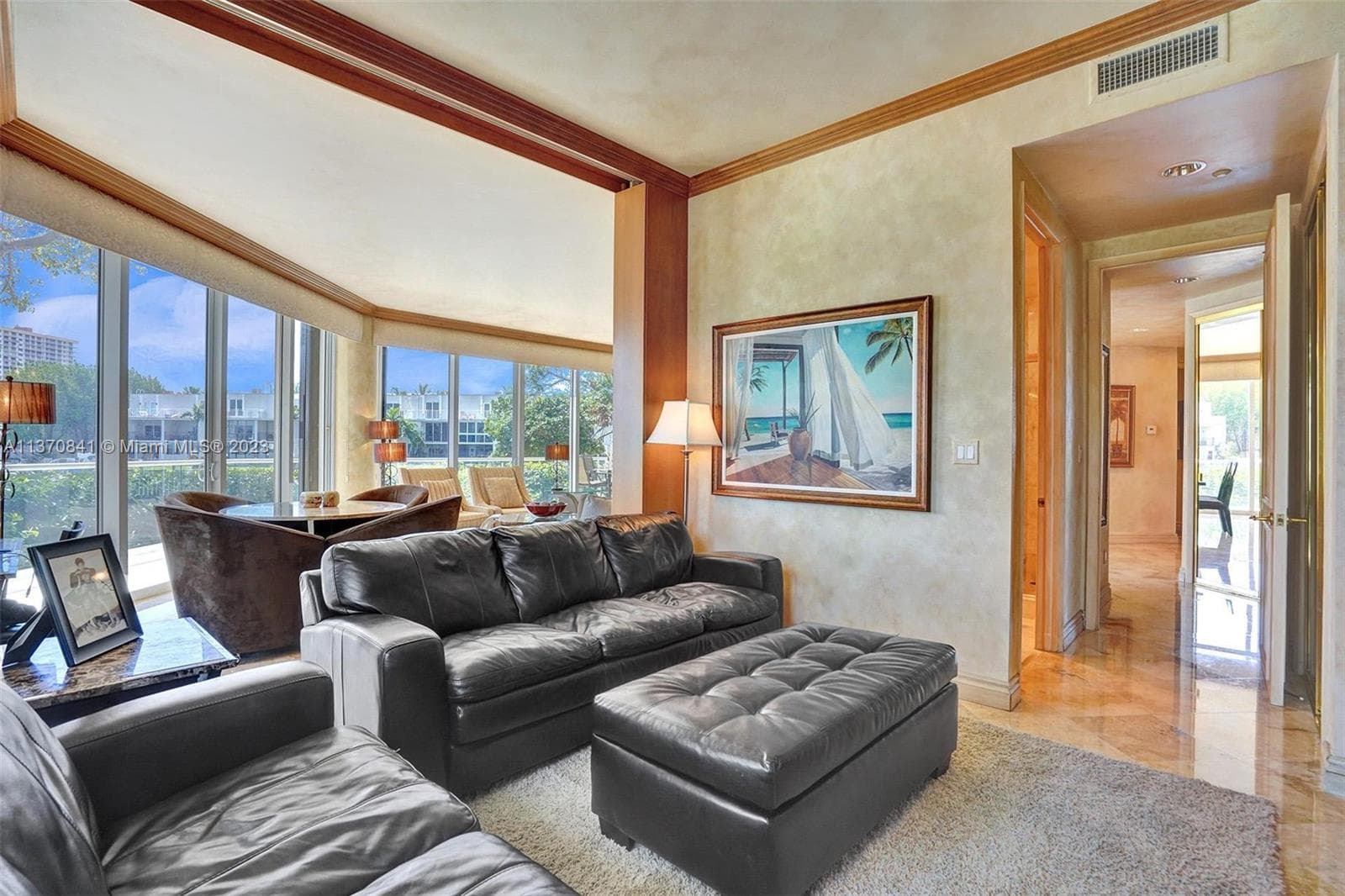 2600 Island Blvd 101 photo 15
