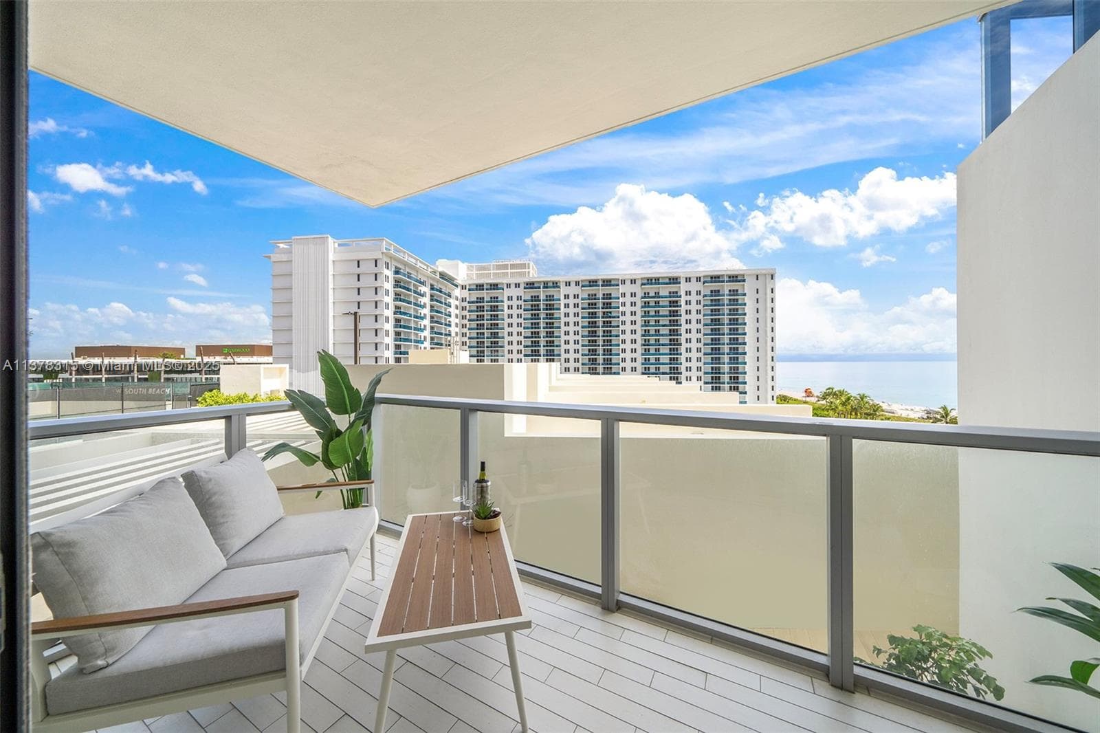 2201 Collins Ave 811 photo 13