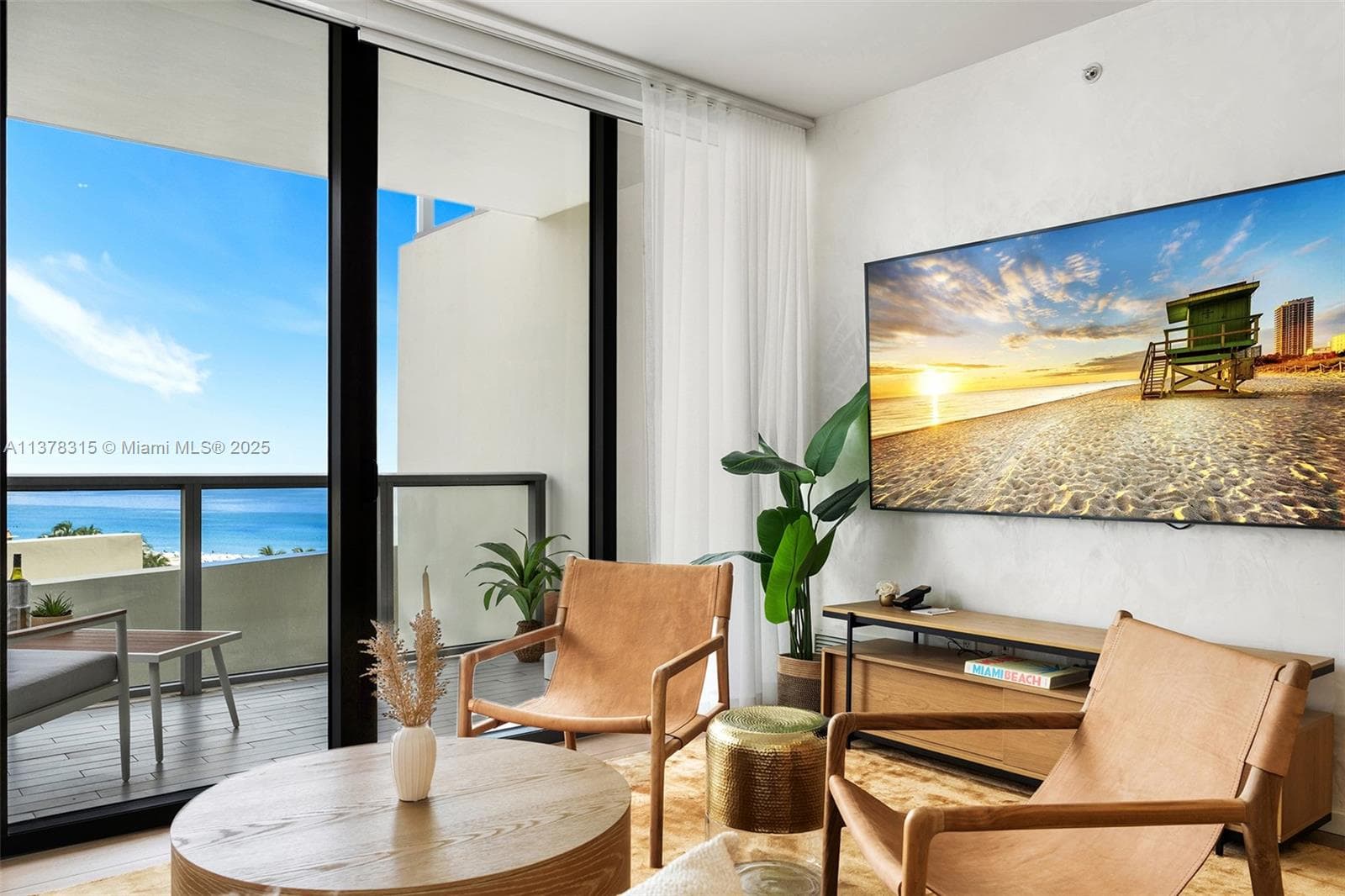 2201 Collins Ave 811 photo 5