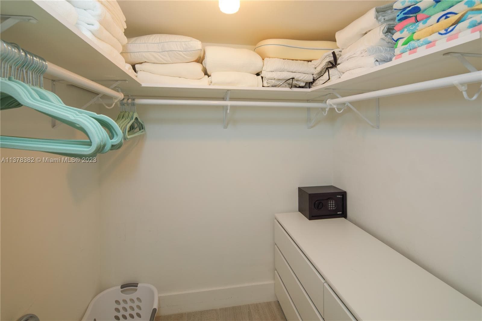 5005 Collins Ave 610 photo 17