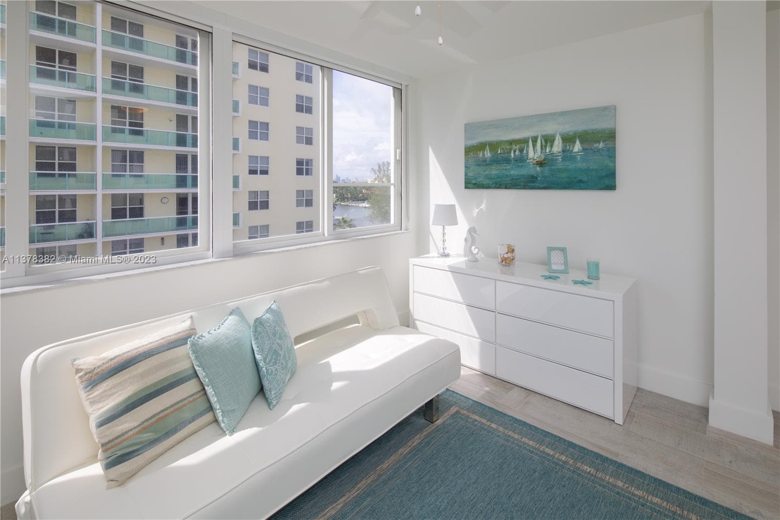 5005 Collins Ave 610 photo 10