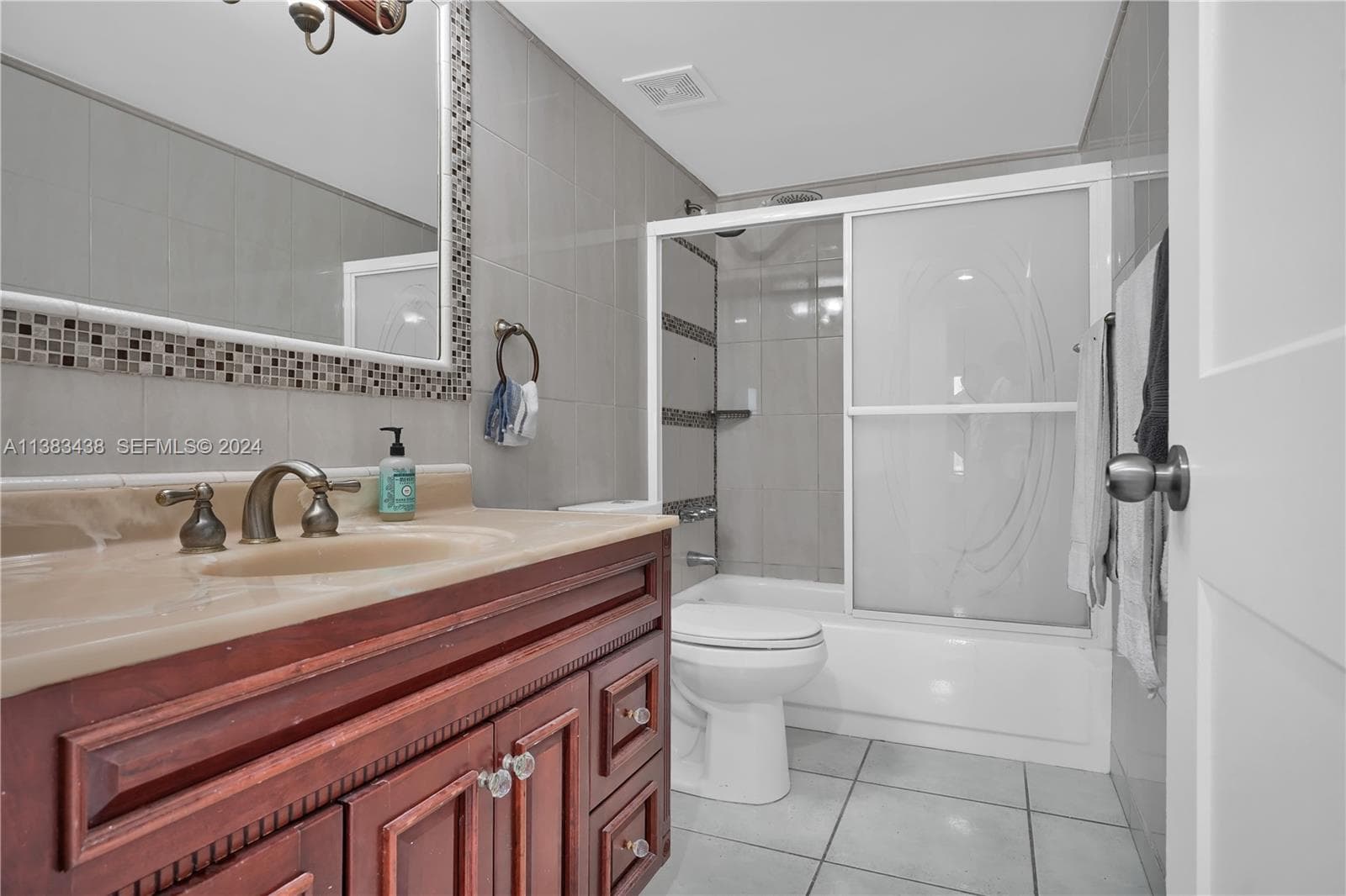 5401 Collins Ave 601 photo 25