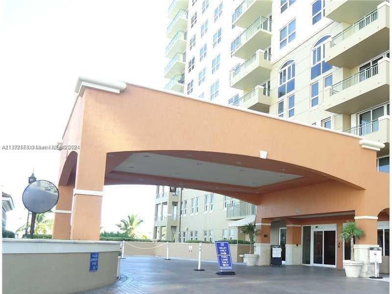 2080 S OCEAN DR 309 photo 4