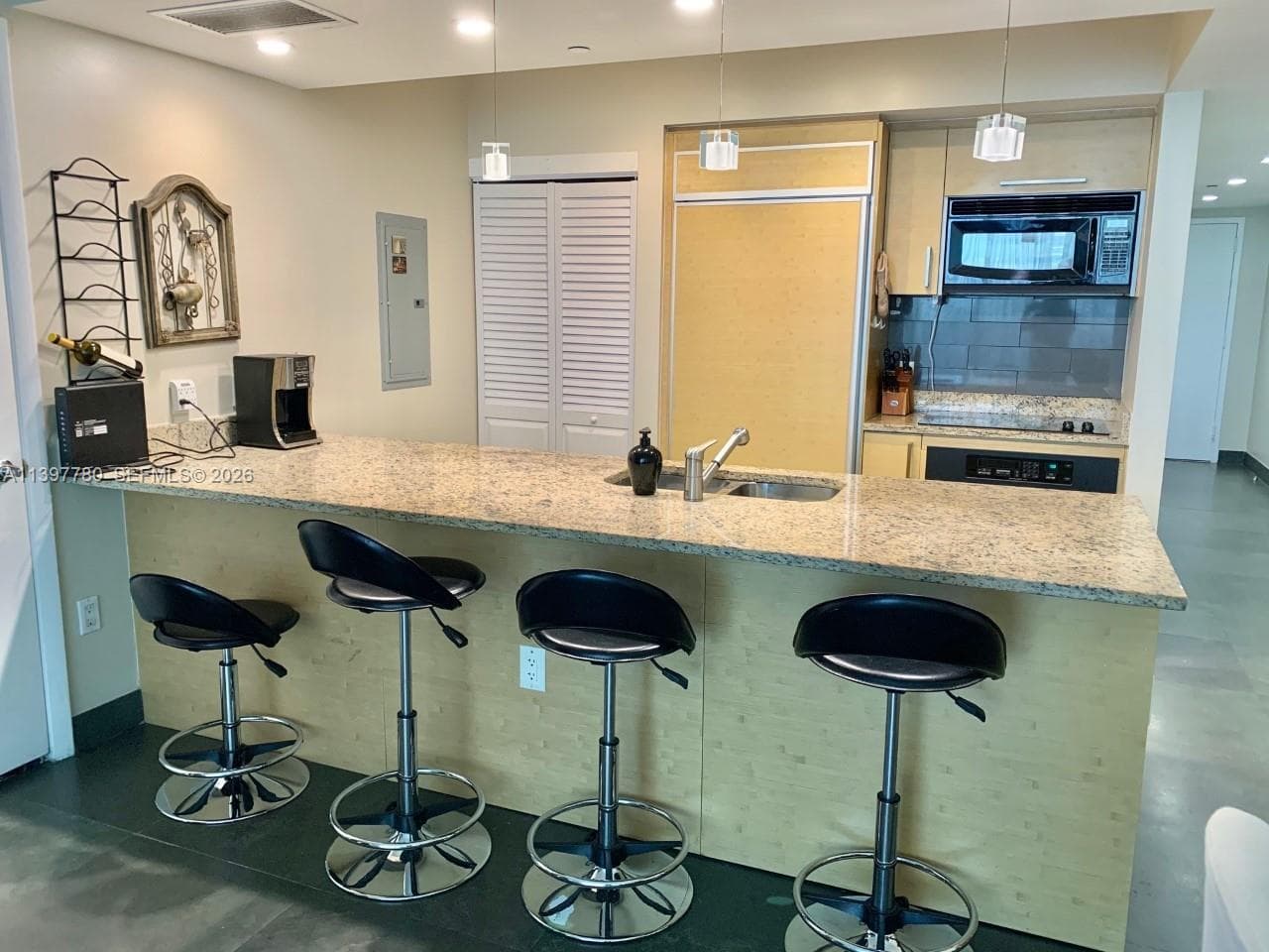 1830 S Ocean Dr 1610 photo 9