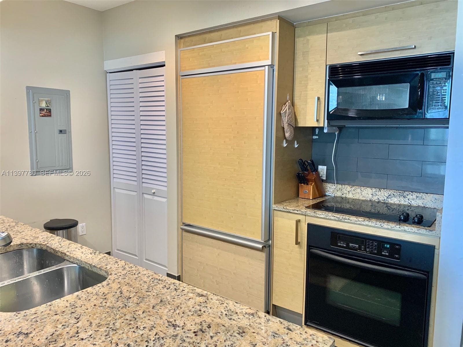 1830 S Ocean Dr 1610 photo 11