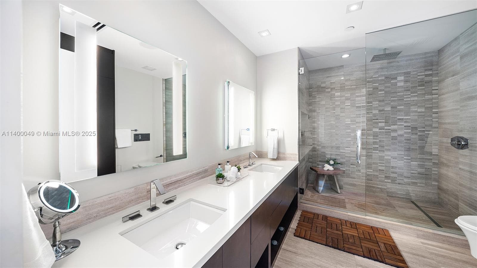 1609 photo 6