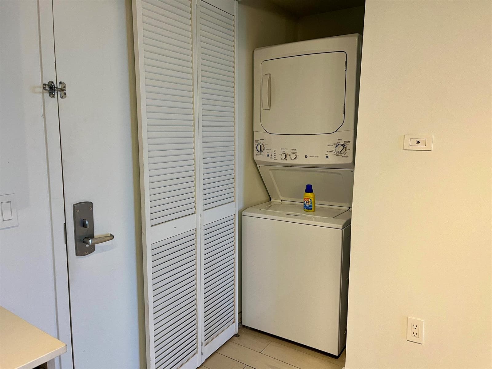 2602 E Hallandale Beach Boulevard R308 photo 14