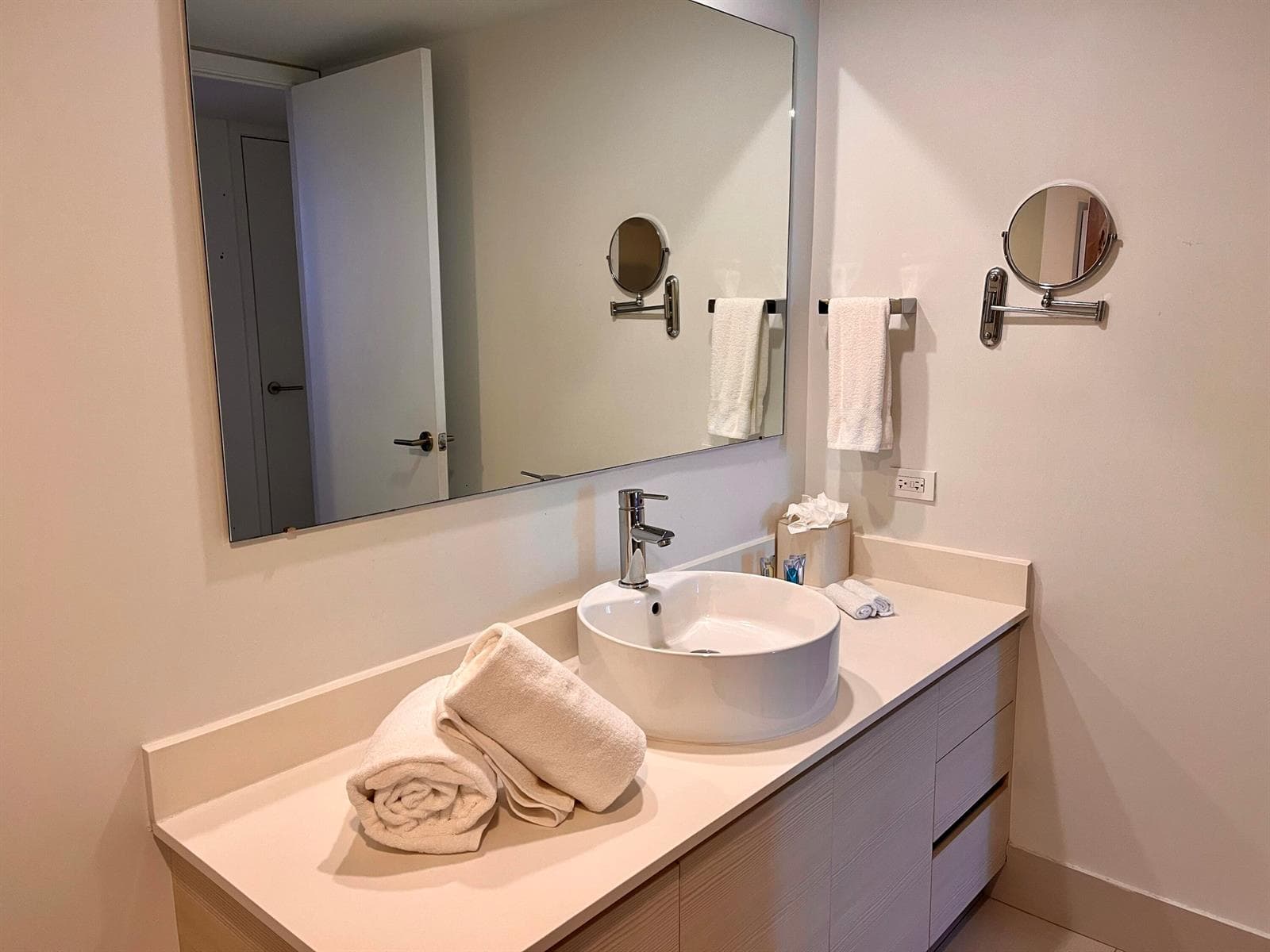 2602 E Hallandale Beach Boulevard R308 photo 15