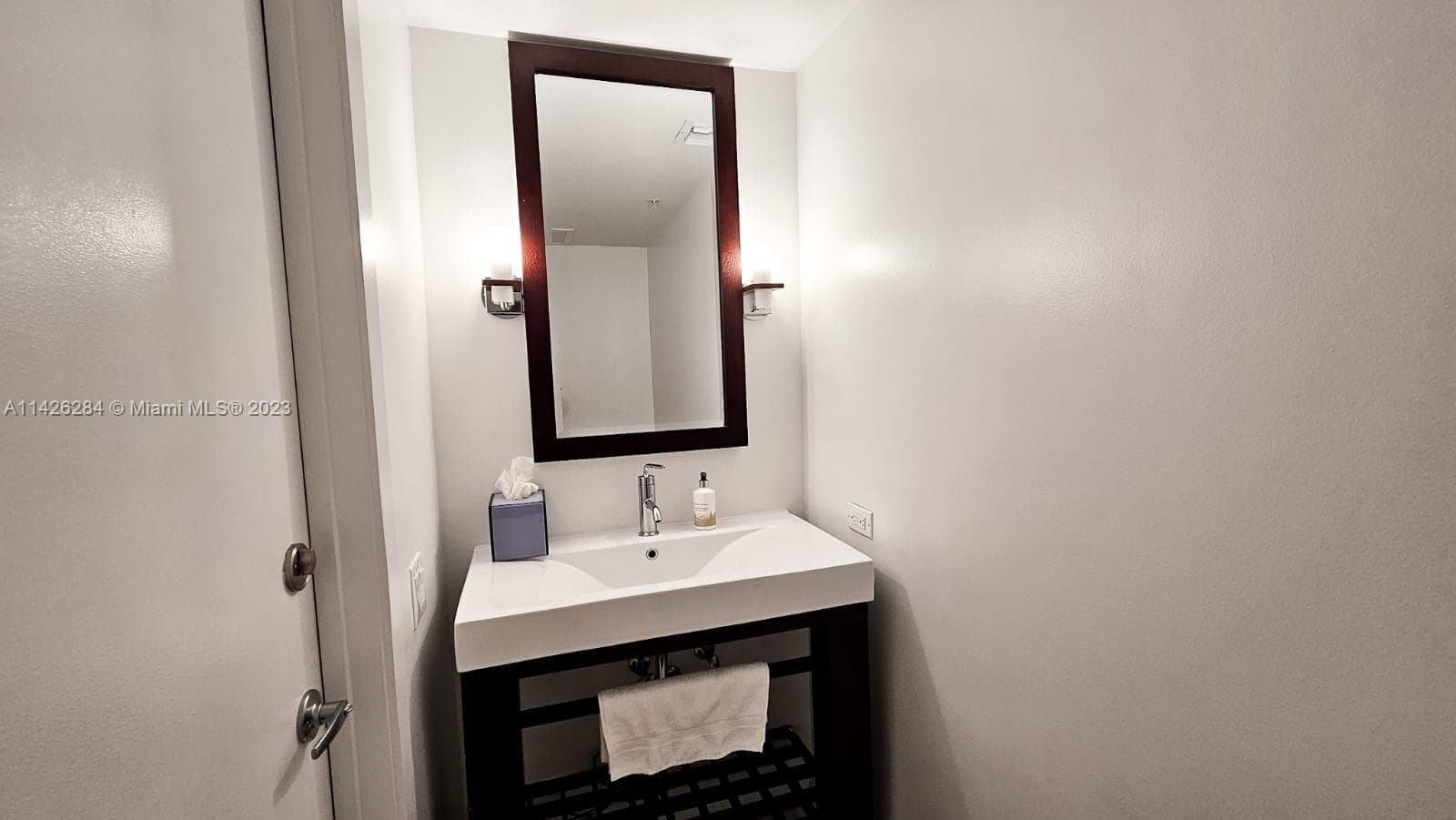 17315 E Collins Ave 1102 photo 16