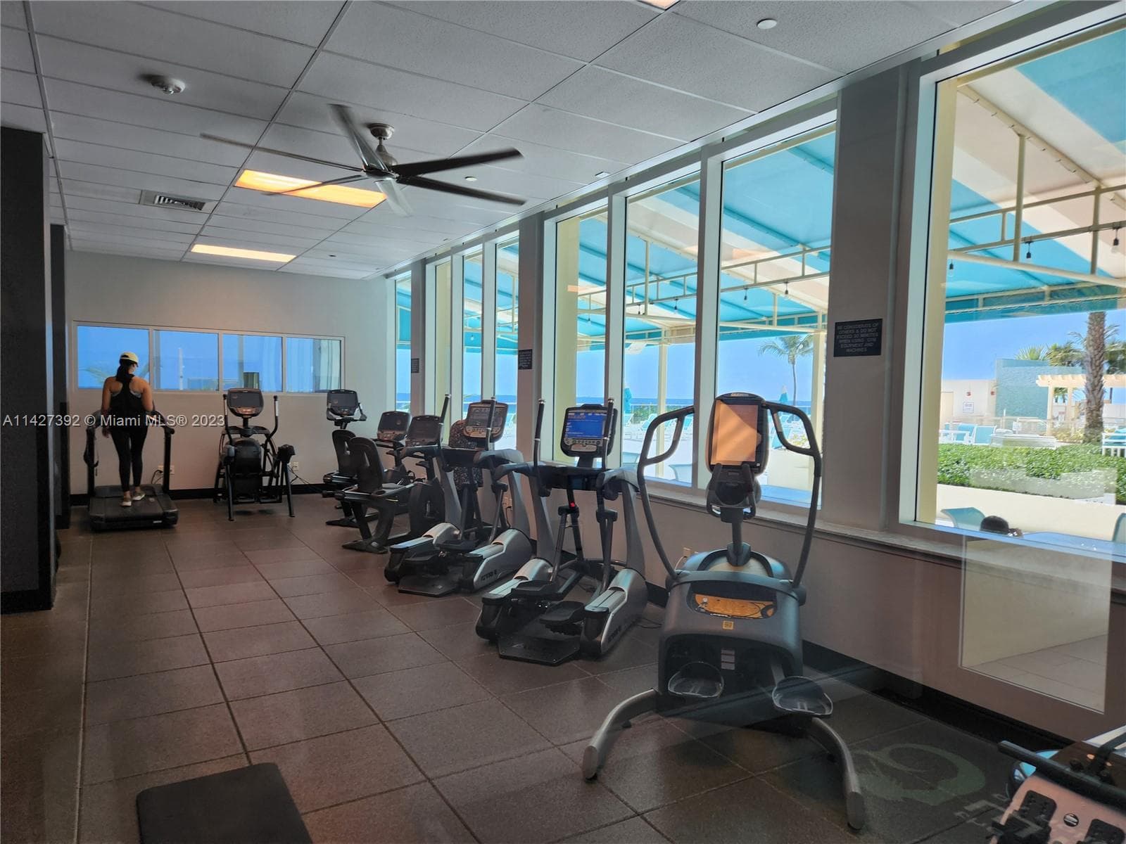 2501 S Ocean Dr 512 photo 23