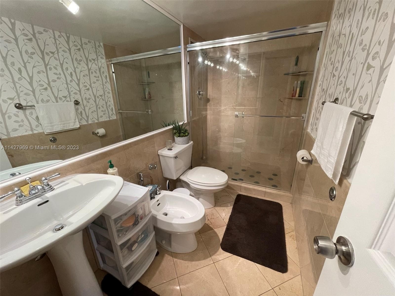5151 Collins Ave 1523 photo 19