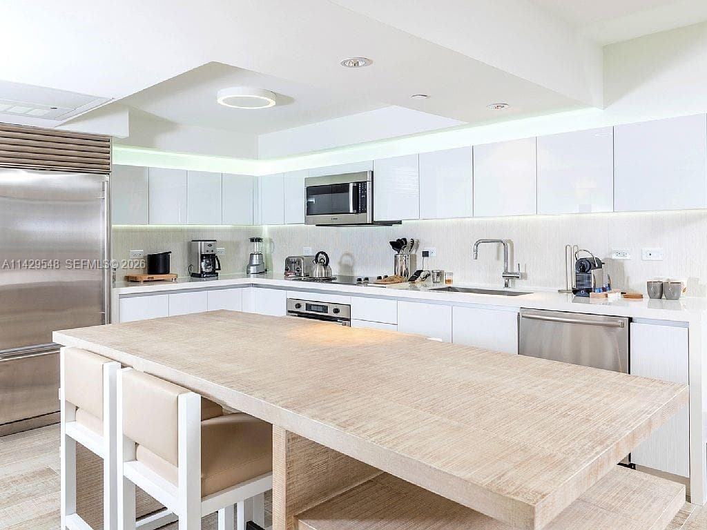 102 24th St 1006 photo 12