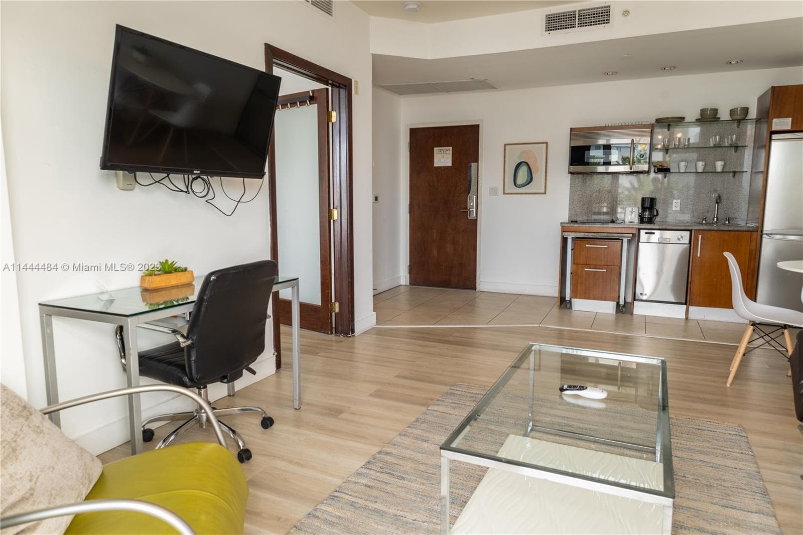 1052 Ocean Dr C503 photo 23