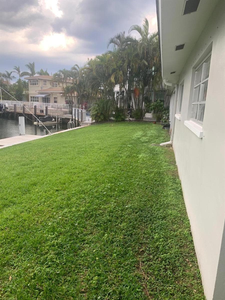701 NE Harbour Drive photo 3