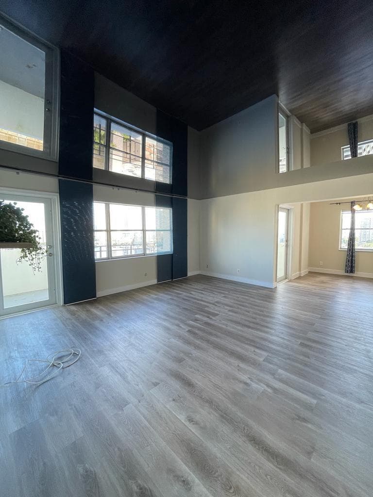 401 Golden Isles Drive 1104 photo 12