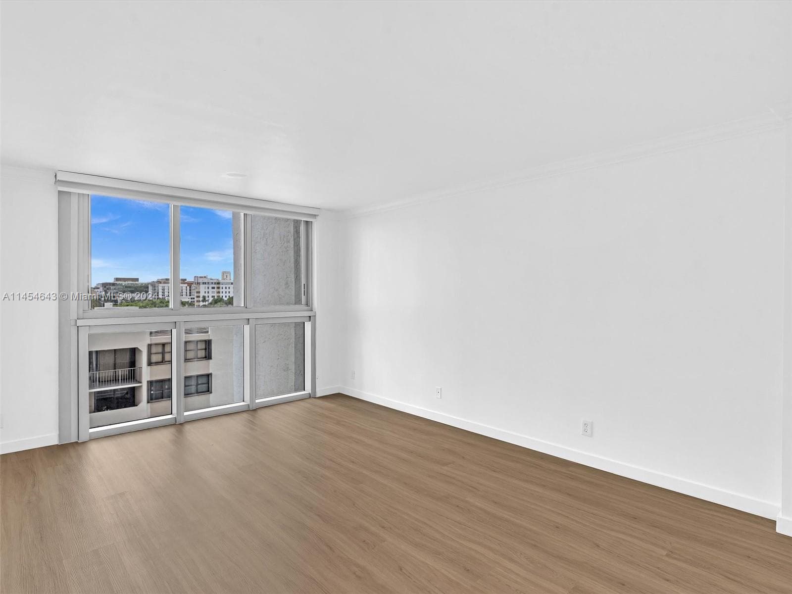2655 Collins Ave 706 photo 24