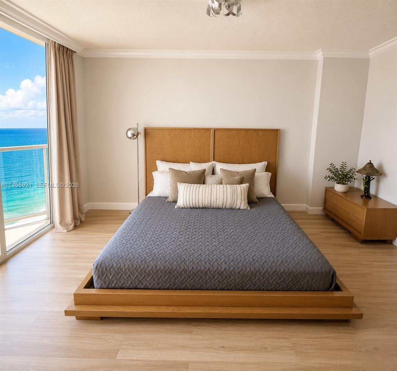 16699 Collins Ave 2501 photo 10