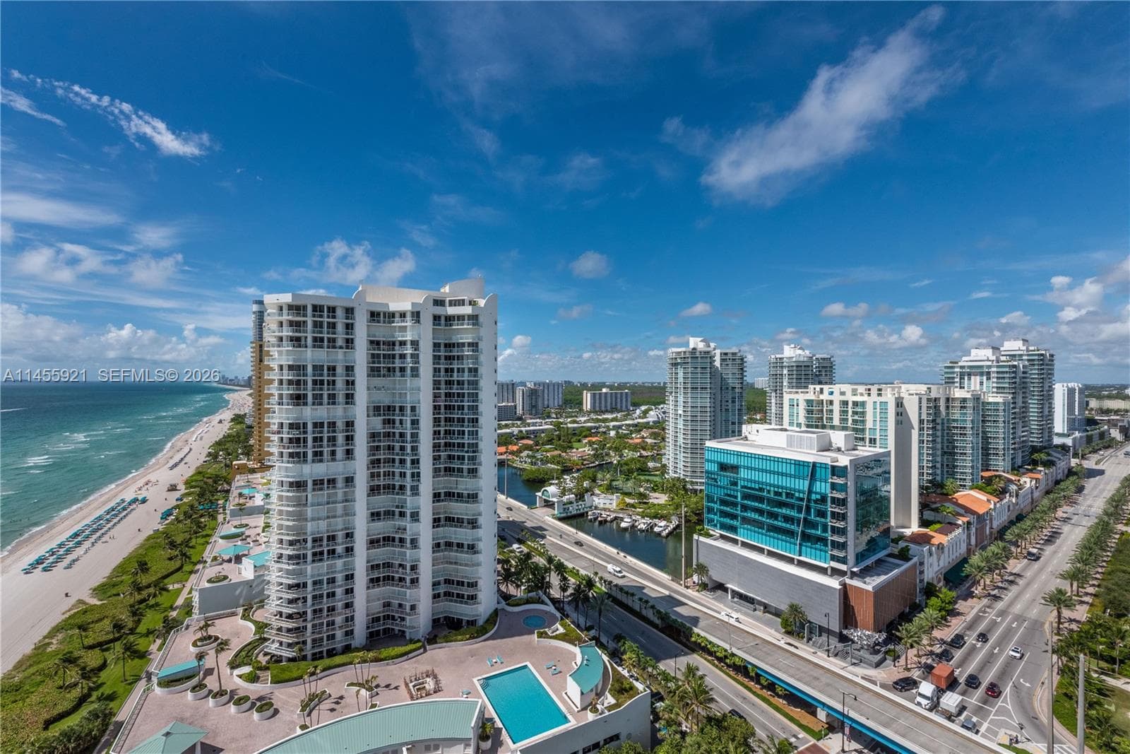 16699 Collins Ave 2501 photo 21