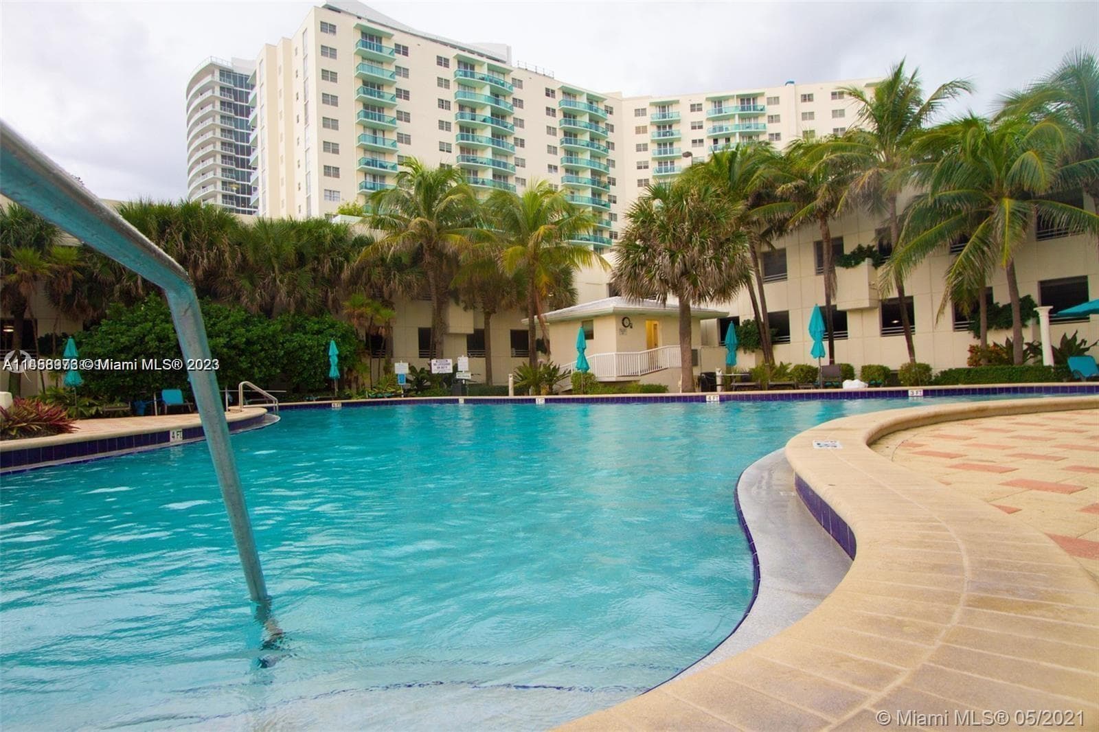 3801 S Ocean Dr 6S photo 25