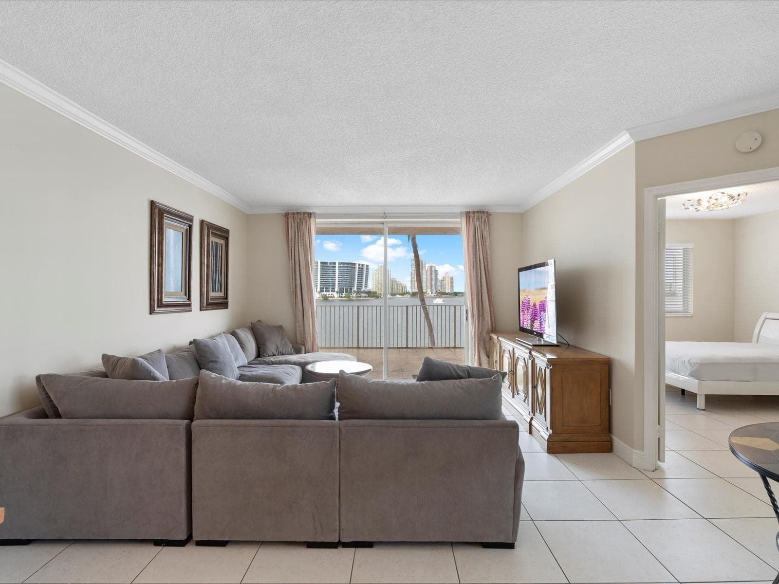 18260 N Bay Road 304 photo 13