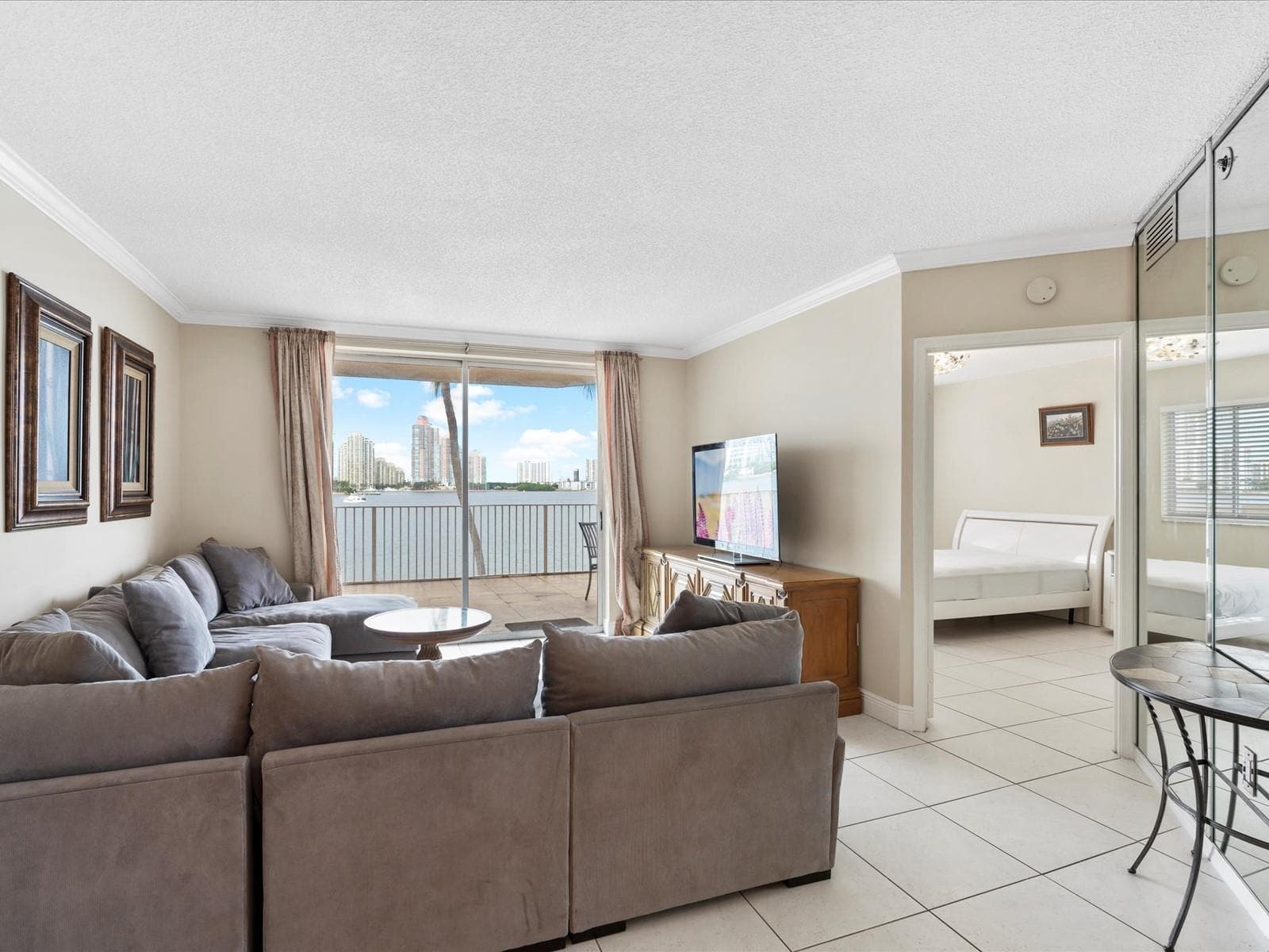 18260 N Bay Road 304 photo 14