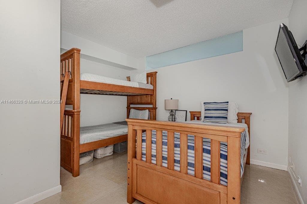 2301 Collins Ave 803 photo 15