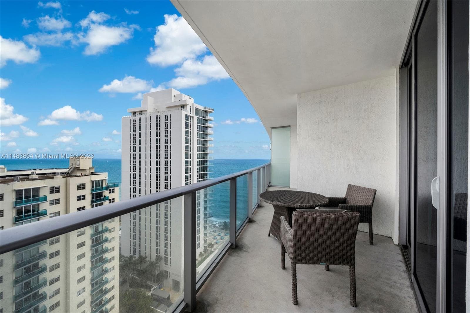 4111 Ocean Dr 1406 photo 18