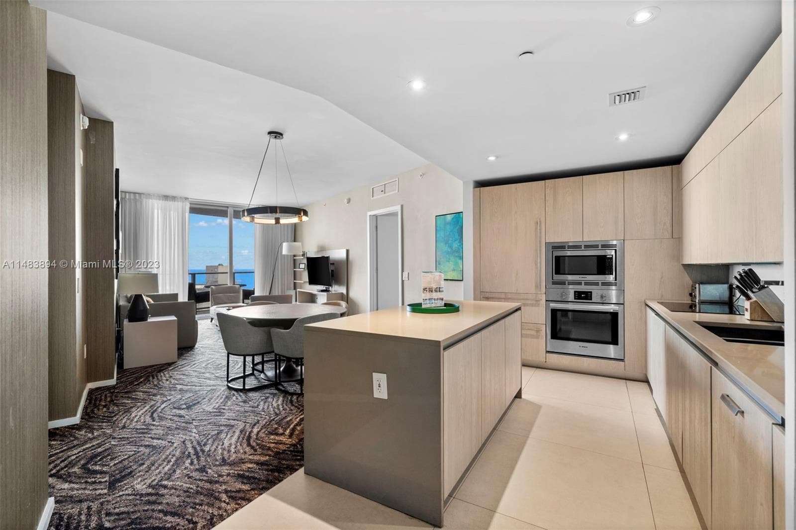 4111 Ocean Dr 1406 photo 8
