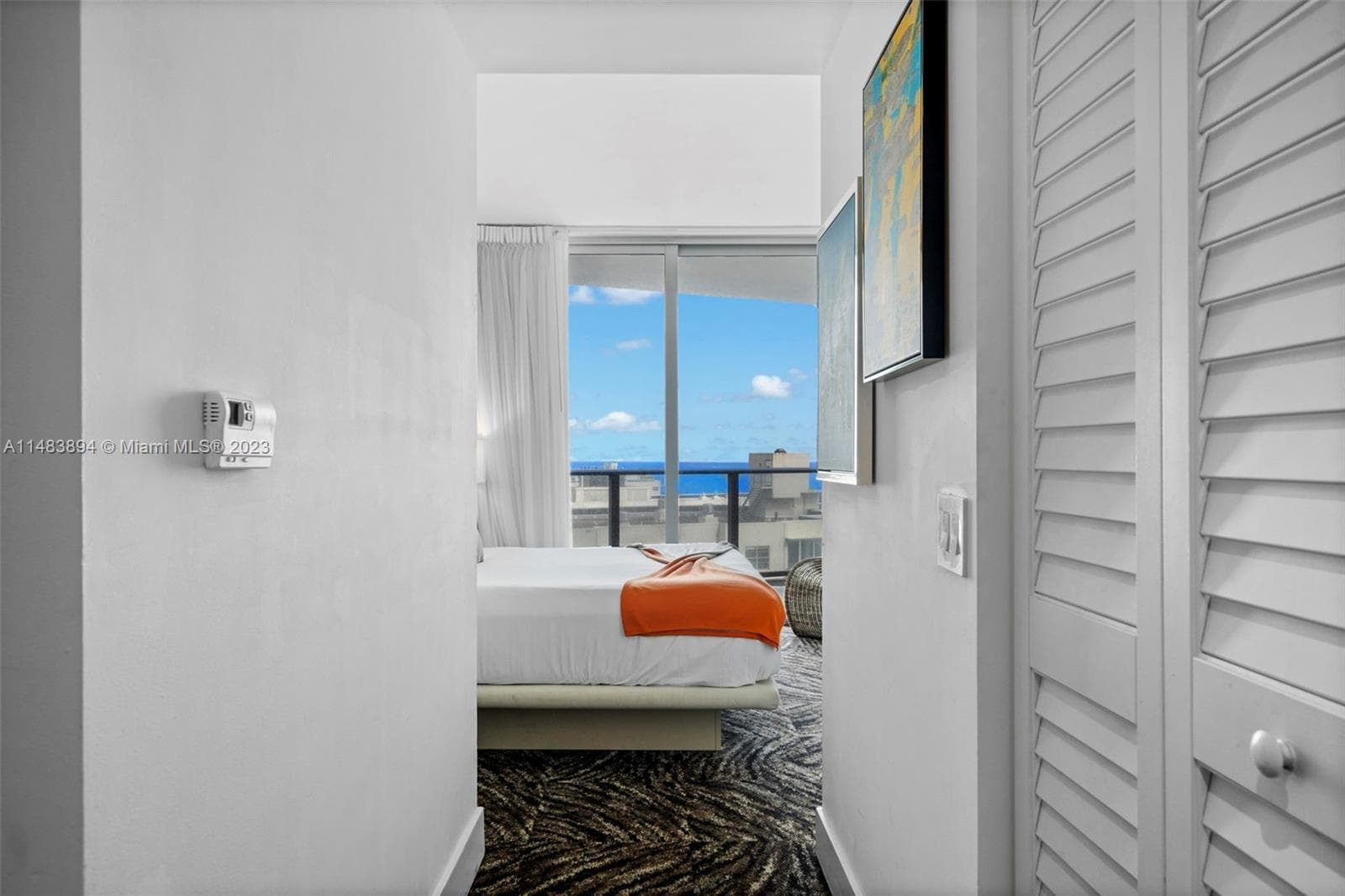 4111 Ocean Dr 1406 photo 21