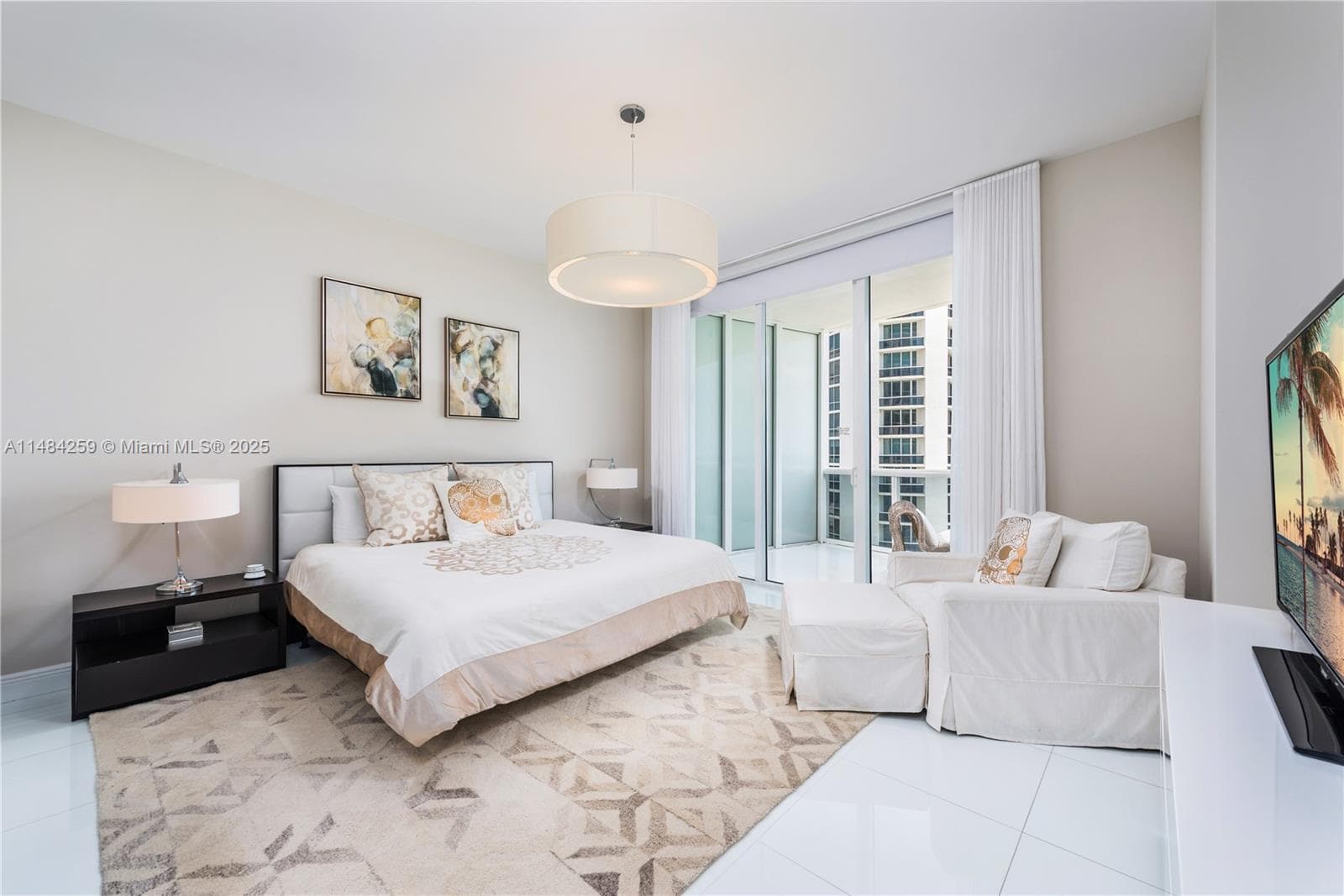 15811 Collins Ave 1702 photo 6