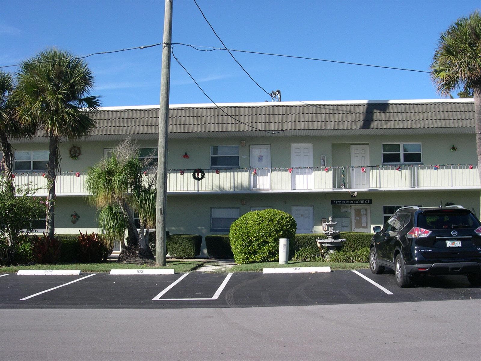 1172 Commodore Court #204 2