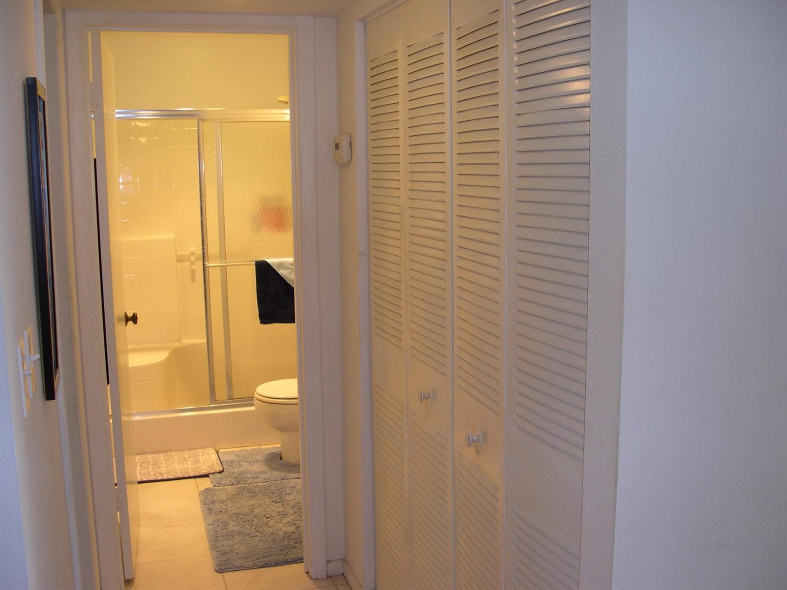 1172 Commodore Court 204 photo 24