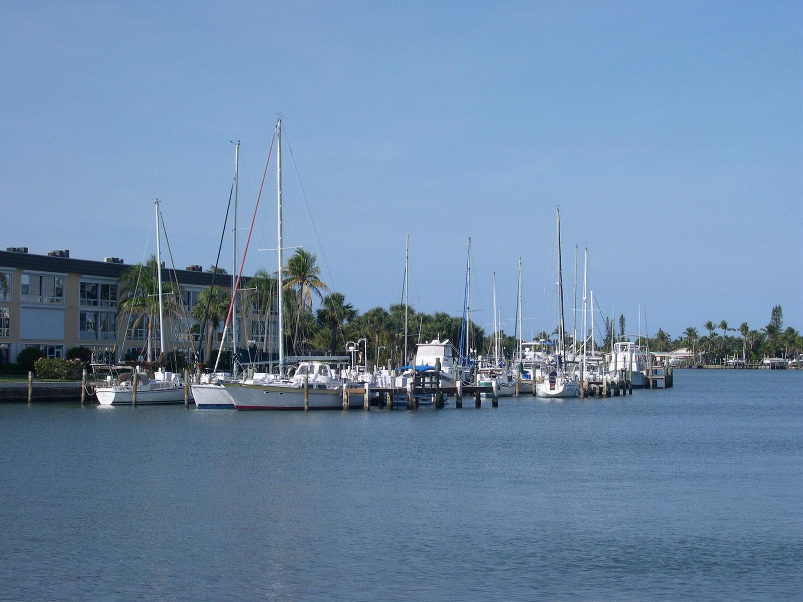 1351 Bayshore Drive 307 photo 2