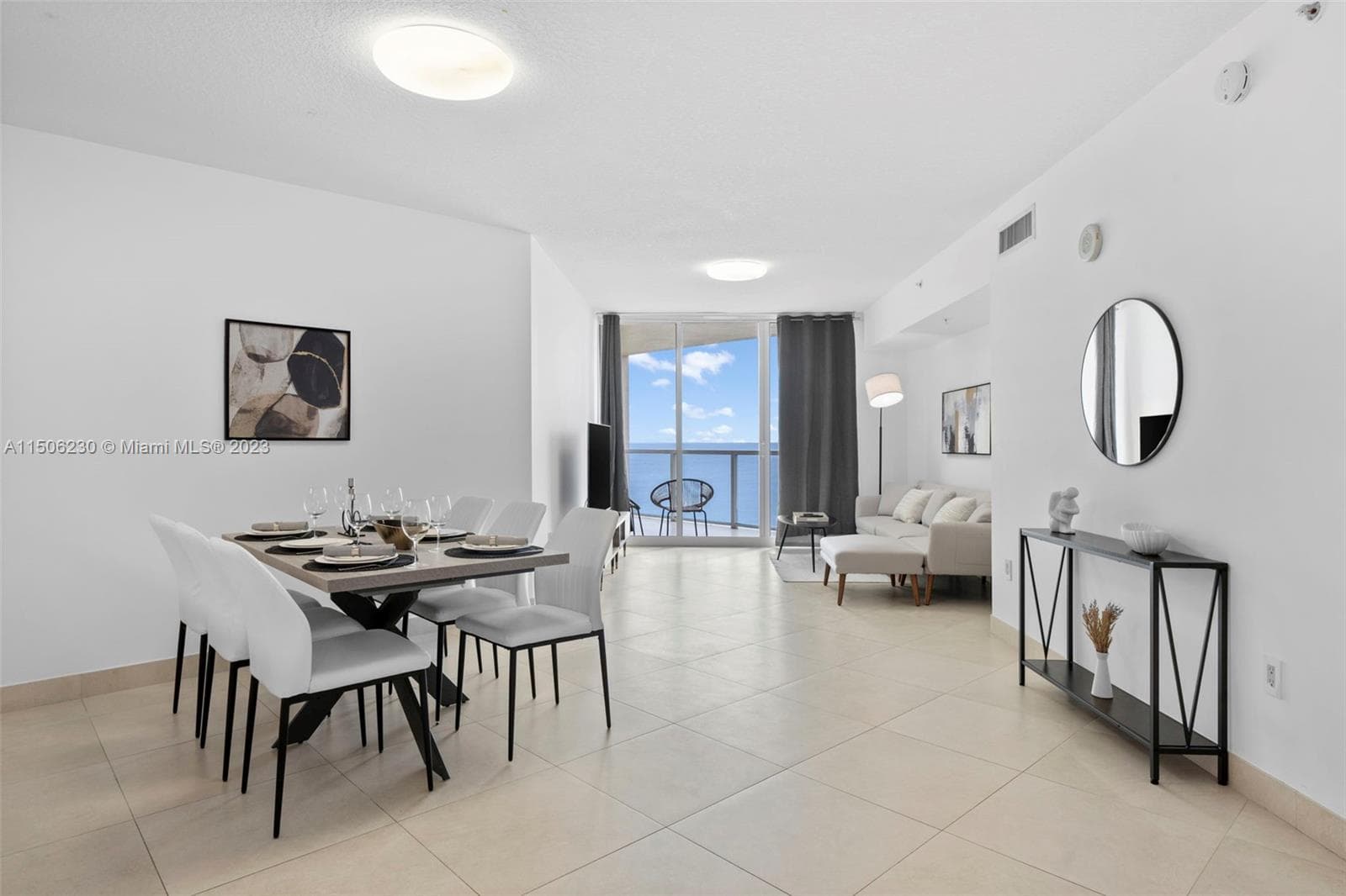 16699 Collins Ave 1710 photo 3