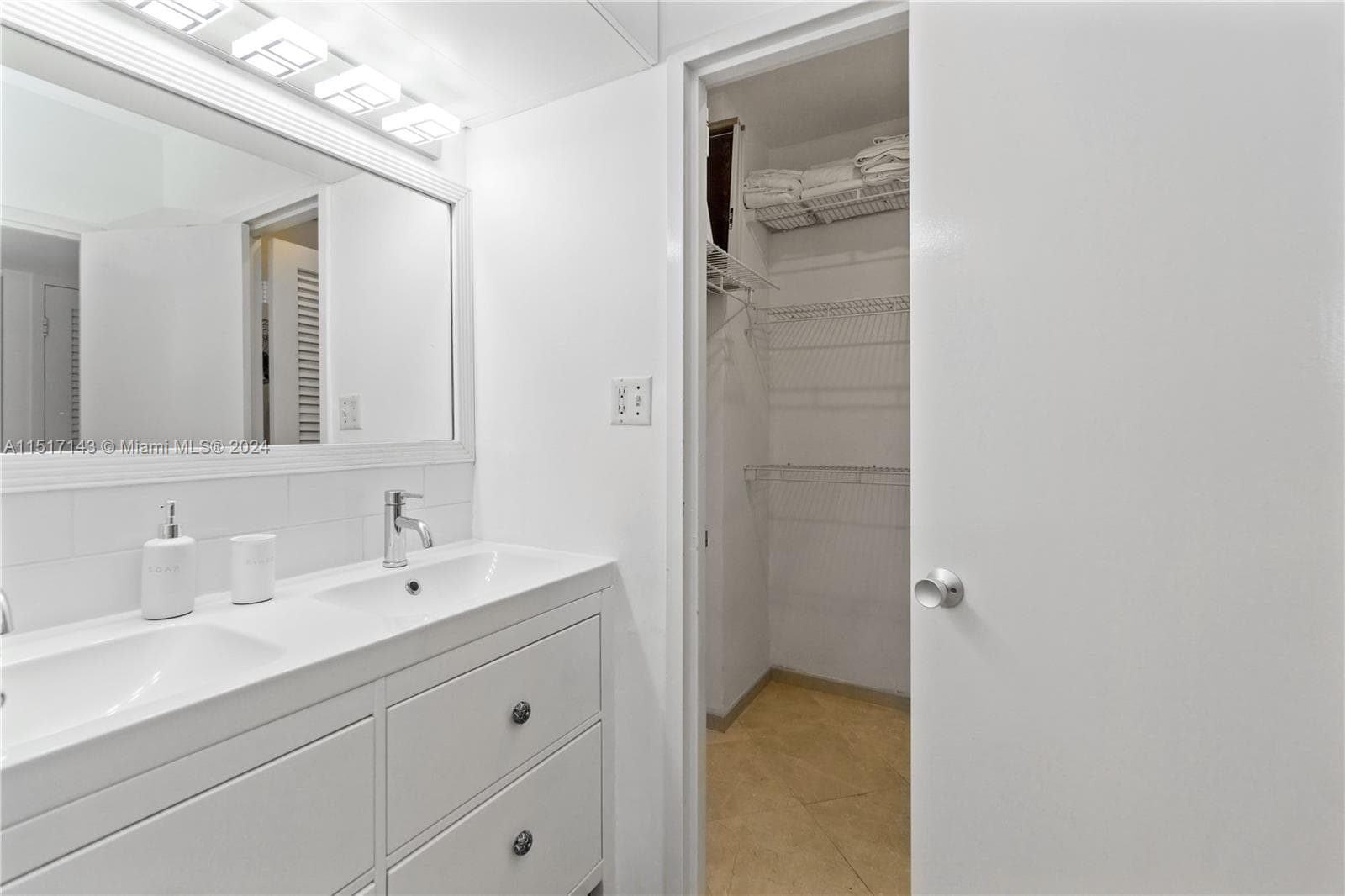 100 Lincoln Rd 312 photo 11