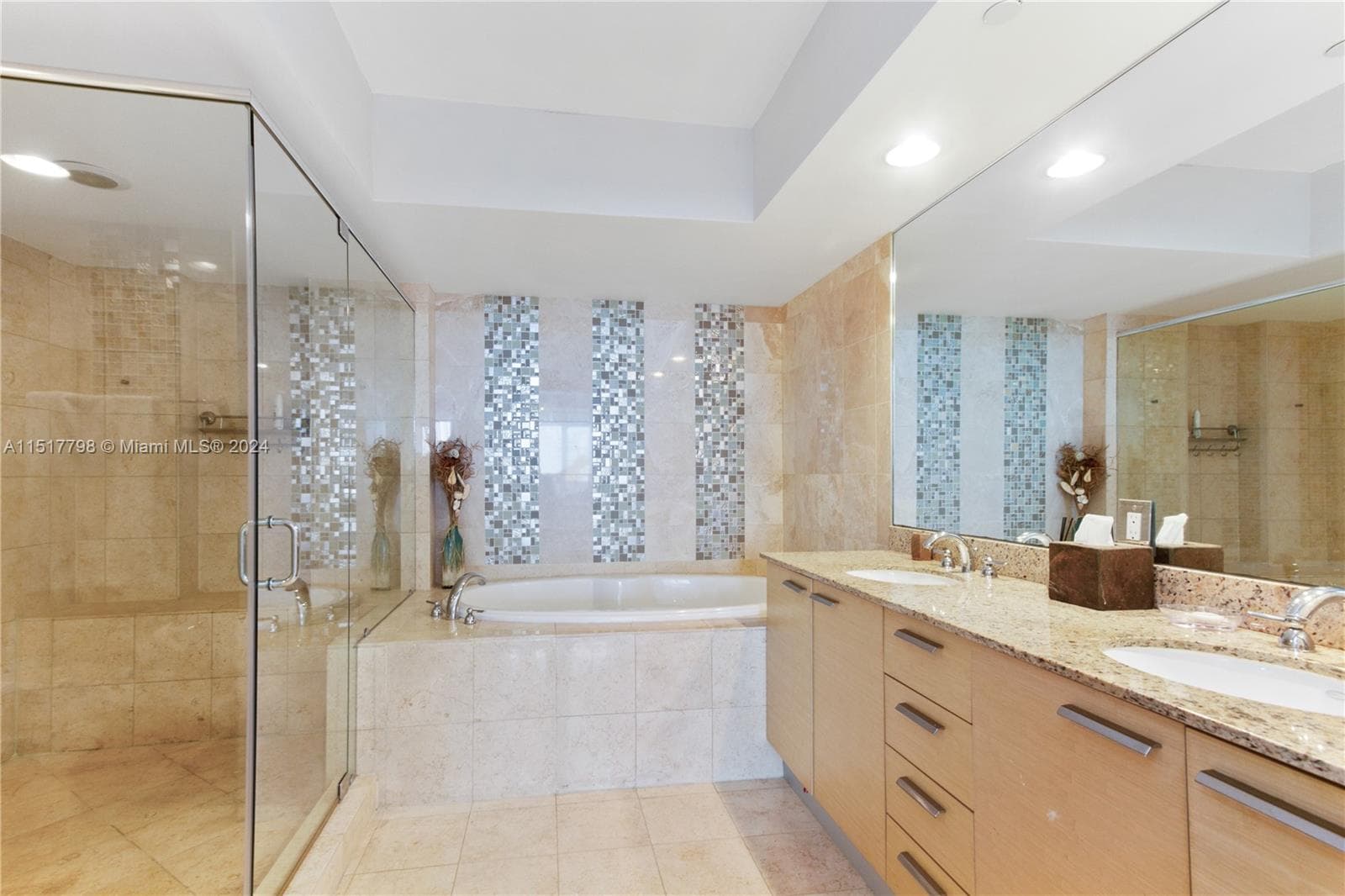 1830 S Ocean Dr UP5010 photo 13