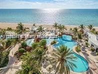 18001 Collins Ave 810 photo 3