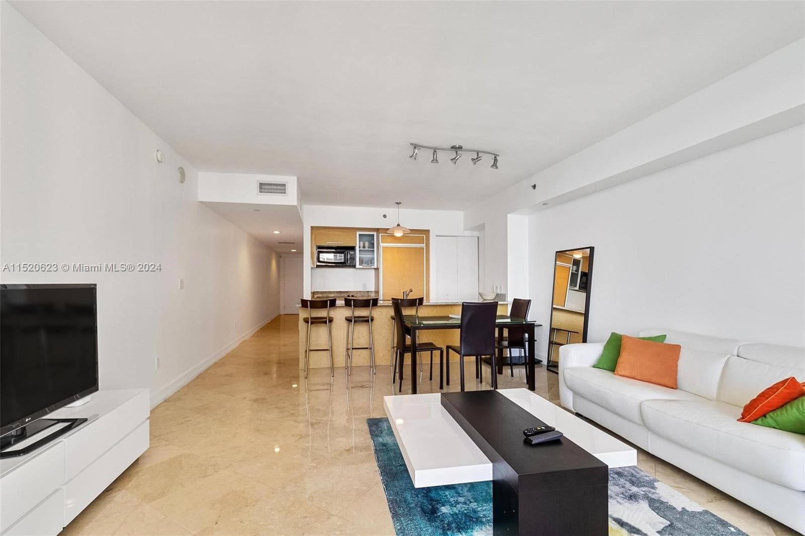 1830 S Ocean Dr 3809 photo 12