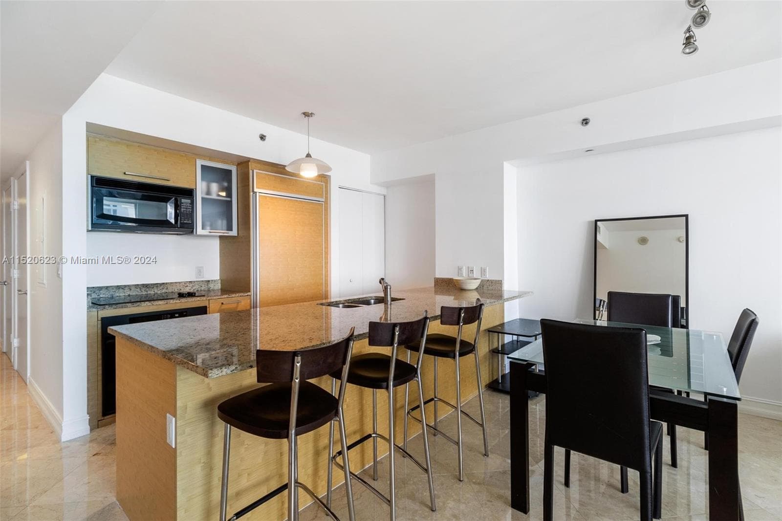 1830 S Ocean Dr 3809 photo 9