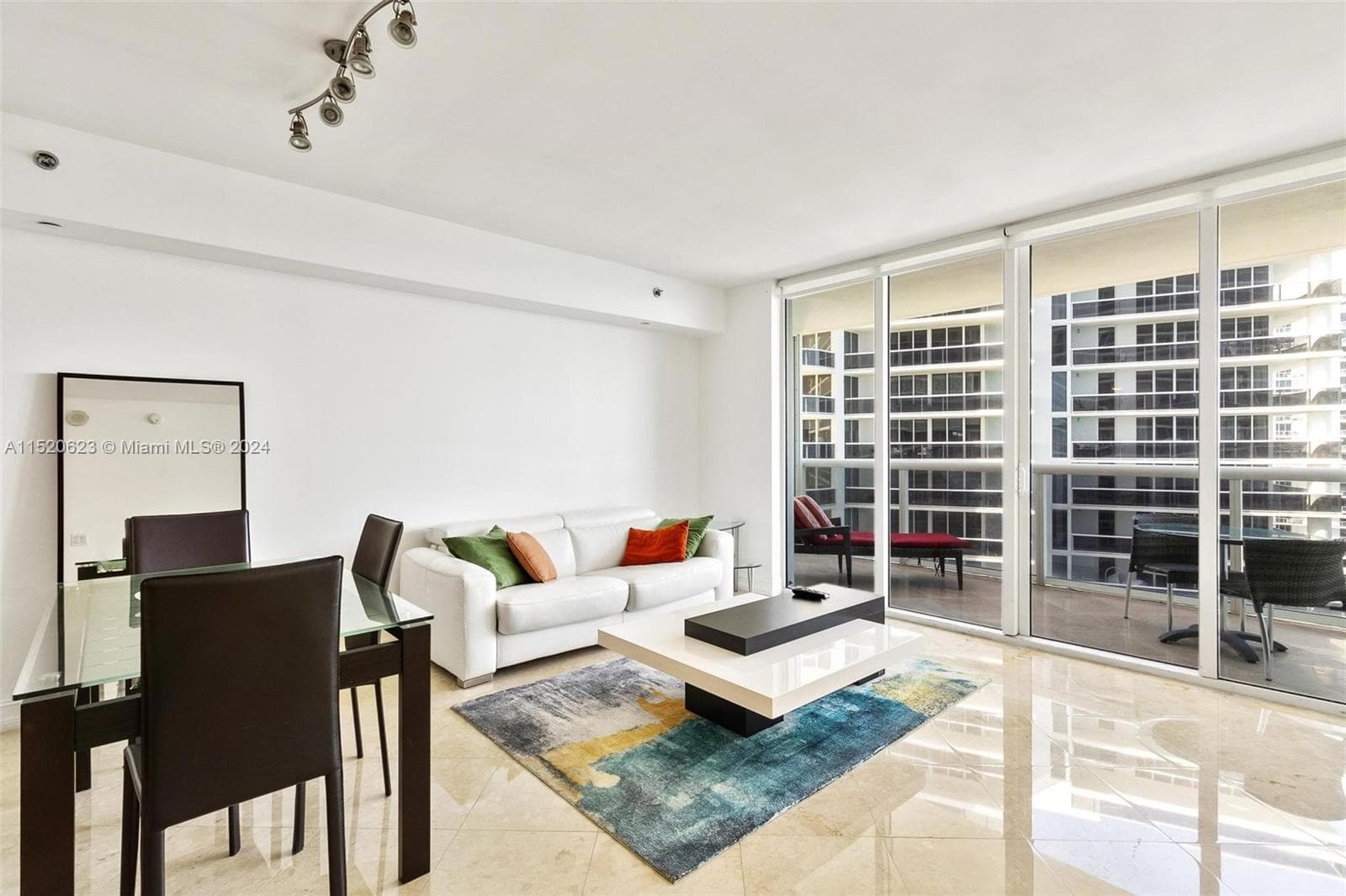 1830 S Ocean Dr 3809 photo 11