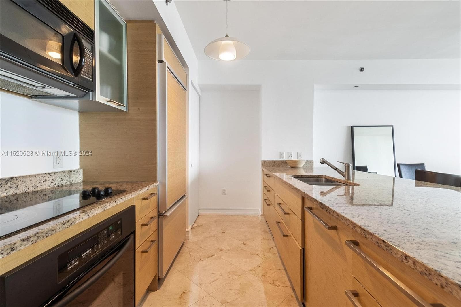 1830 S Ocean Dr 3809 photo 8
