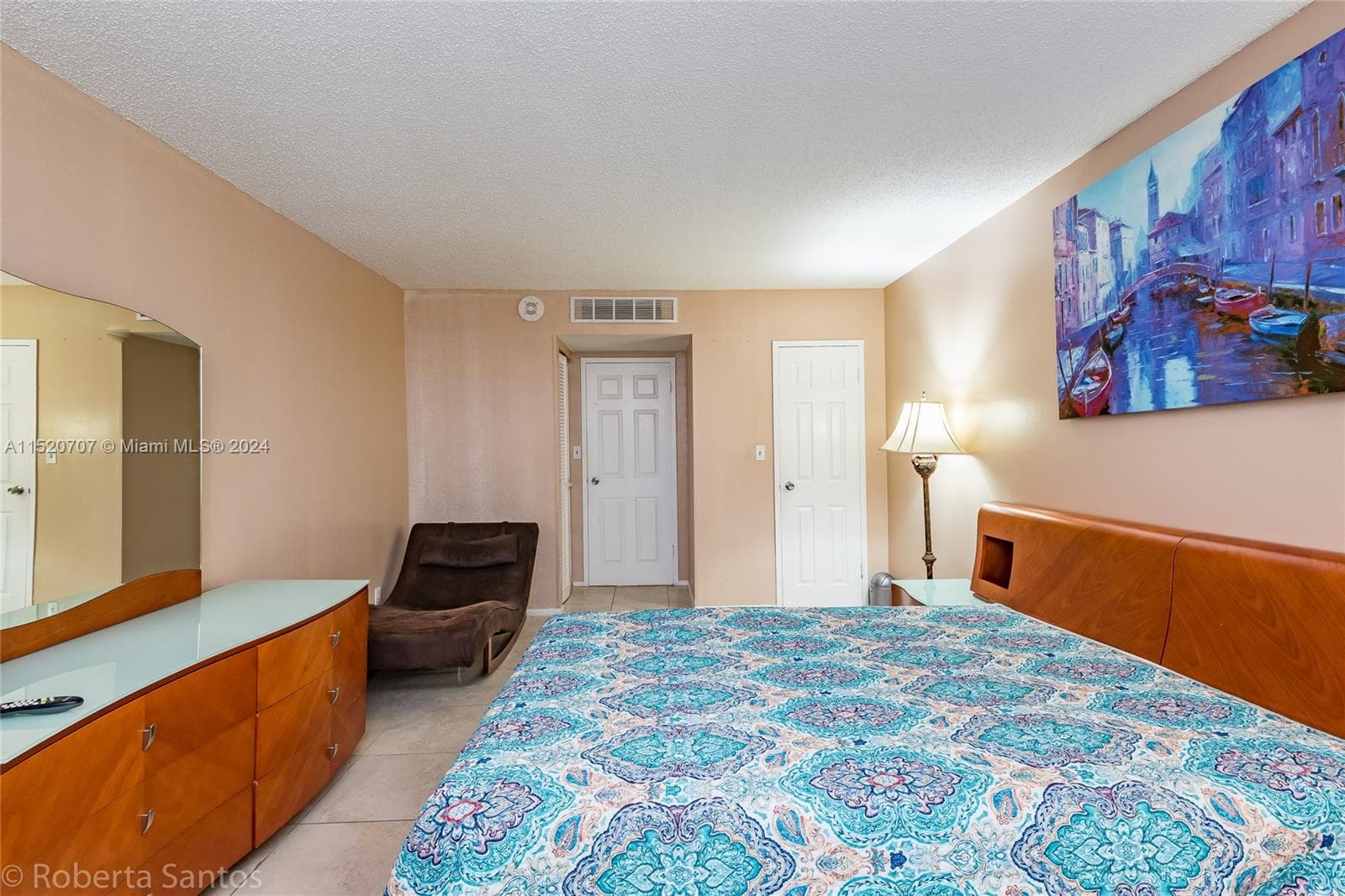 3180 S Ocean Dr 422 photo 23
