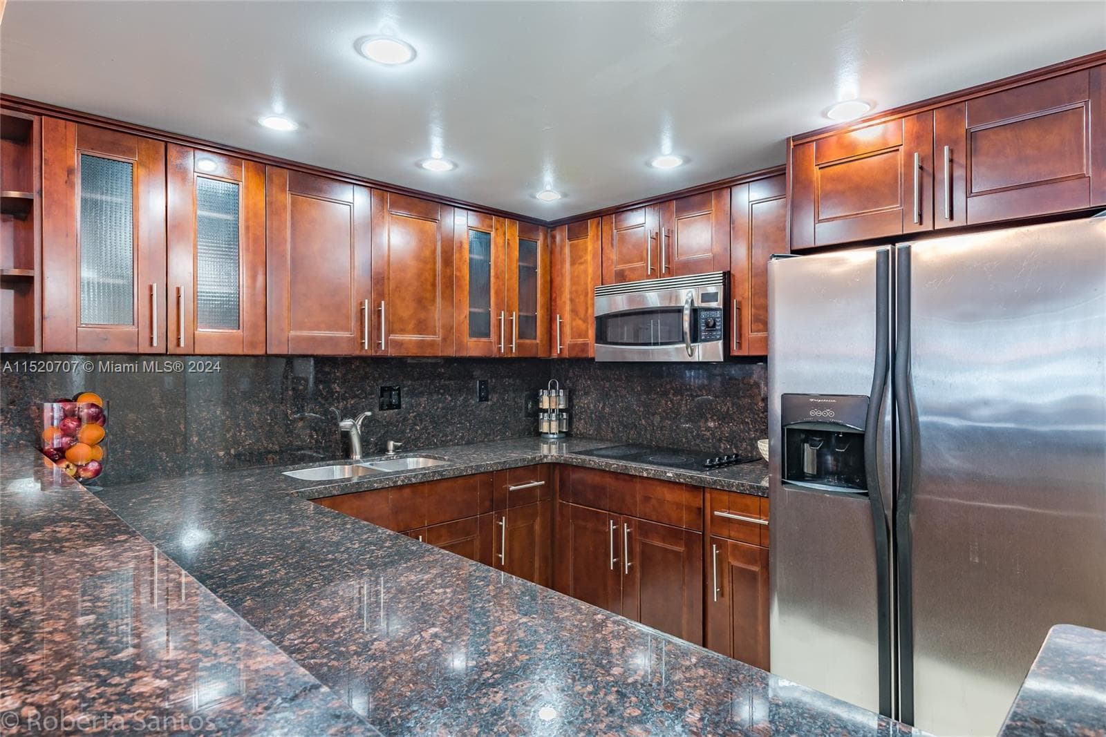 3180 S Ocean Dr 422 photo 13