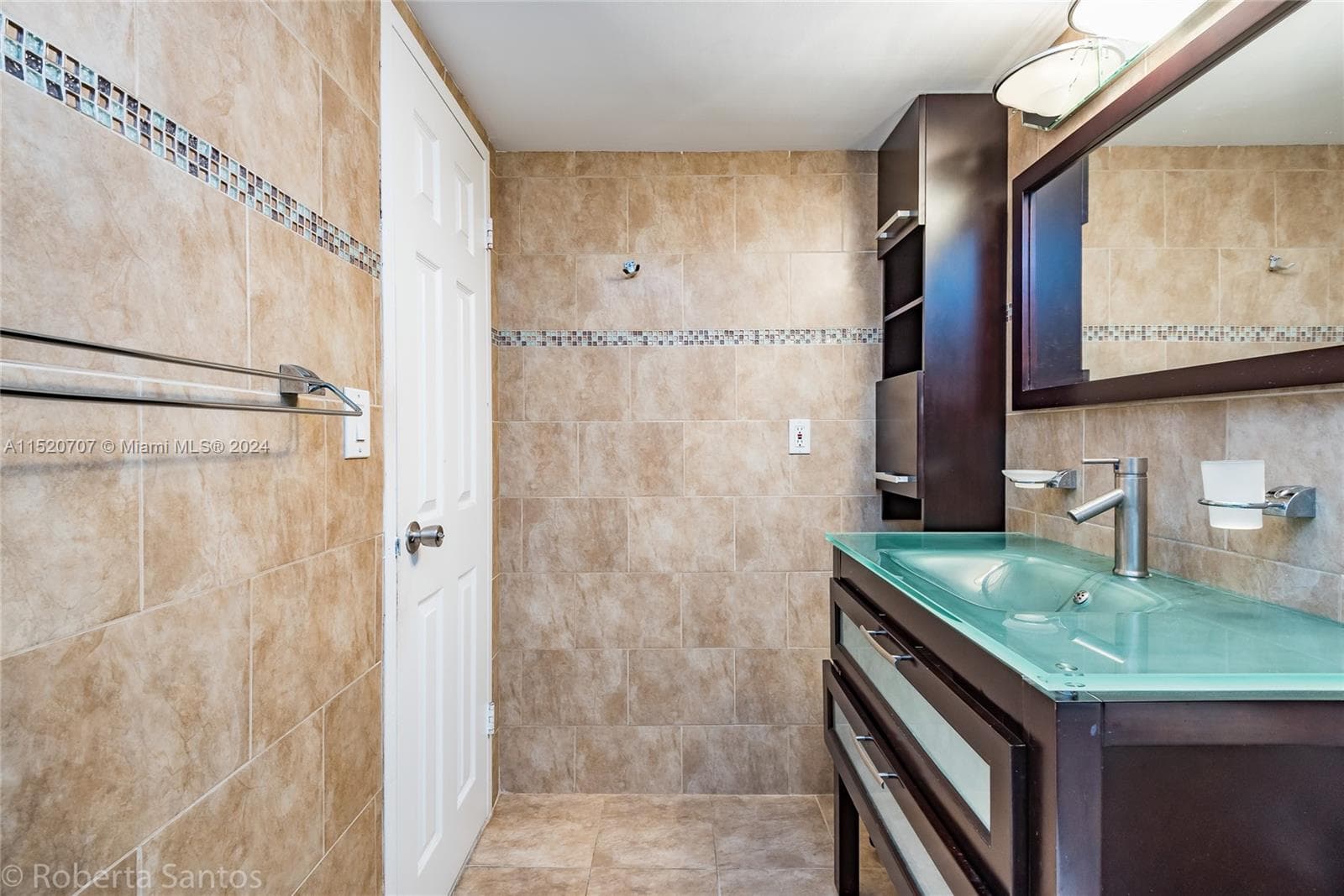 3180 S Ocean Dr 422 photo 20