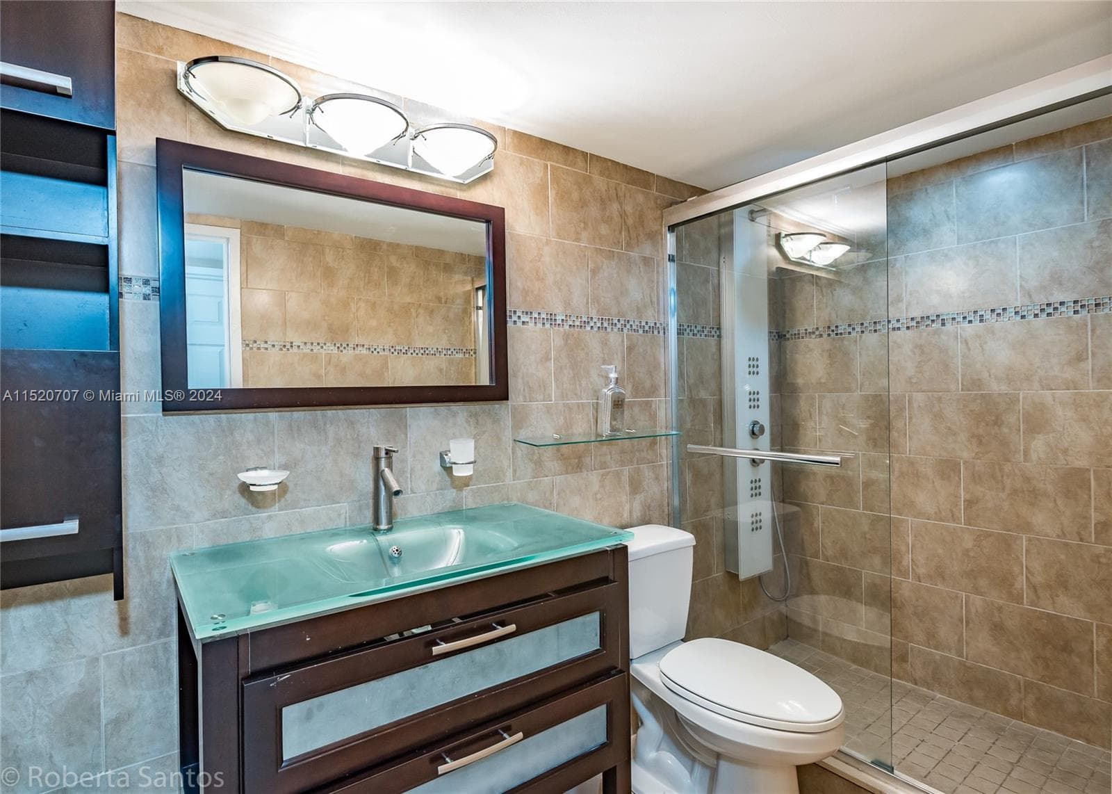 3180 S Ocean Dr 422 photo 18